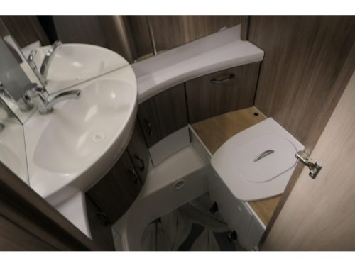 Hobby De Luxe 440 SF TAKEAWAY PRICE photo: 11