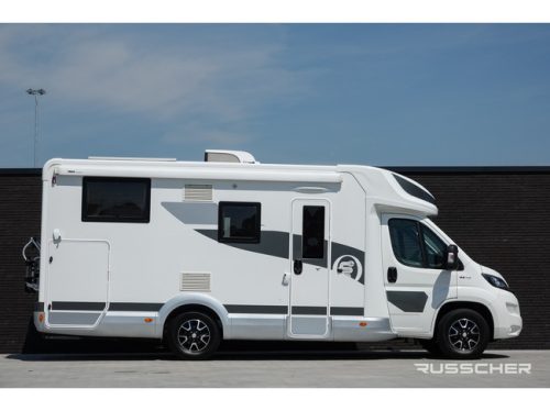 Elnagh T-LOFT 529 140Pk 5-Person Level System | Roof Air Conditioner | VAT camper photo: 2