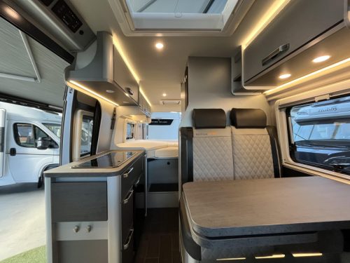 Weinsberg CaraBus Grey 600 ME [FIRE] GRATIS AUTOMAAT Foto: 13