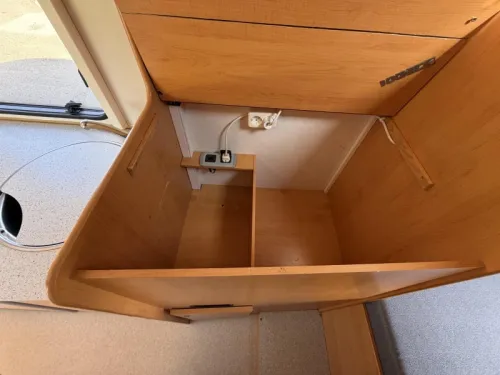 Hymer Classic Lit superpos&eacute; photo : 19