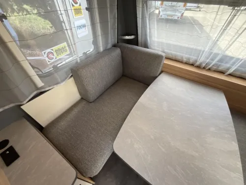 Dethleffs Summer Edition 510 LE SINGLE BEDS-FLOOR HEATING photo: 5