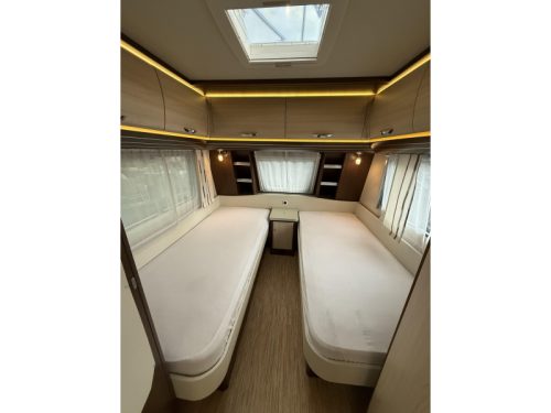 Hobby Prestige 495 UL 2 BETTEN RANGIERHILFE VORZELT  Foto: 15