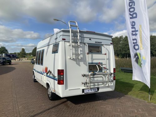 Hobby 550 2.5 TDI 115 PS Teilintegriert, Servolenkung Etagenbett hinten, Essecke, I. z. g. st., Km. 137.547 Bj. 1997 Wohnmobil Zentrum on the road Marum Foto: 22