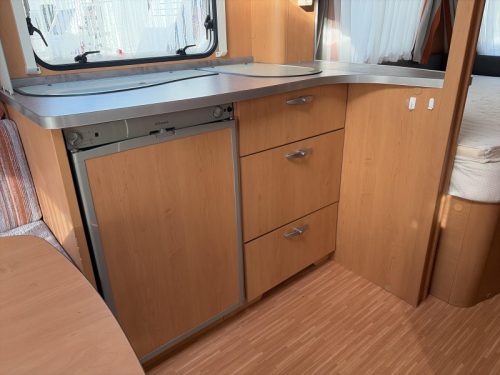 Knaus Sudwind Premium Line 450 FU Mover/Awning/Bike rack photo: 5