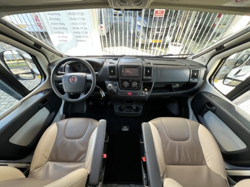 Chausson  Flash 614 transverse bed+pop-top roof ROOFAIRCONDITIONING AIR SUSPENSION  photo: 12