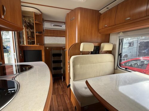 Hobby T 600 GFS Querbett Solarmodul Einzigartiger Zustand 24501KM!!! Foto: 10