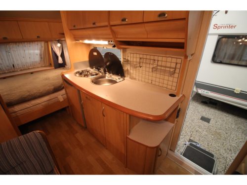 Hobby De luxe Easy 450 UB Mover, Avanc&eacute; + toldo, foto: 12