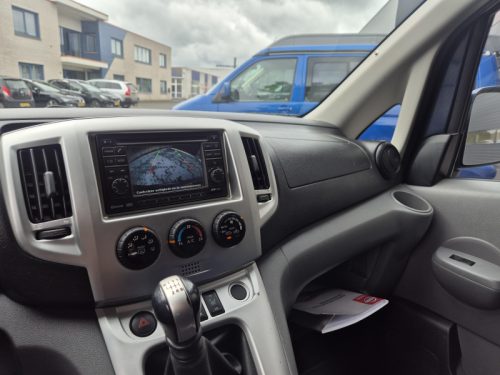 Nissan NV200 toit relevable photo : 9