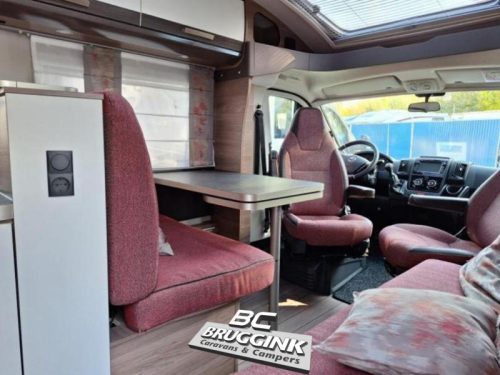 Knaus L!ve Ti 650 MF Frans Bed photo: 4