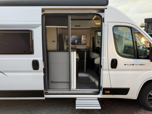 McLouis Menfys S-Line 9T Automatic - Pop-top roof photo: 11