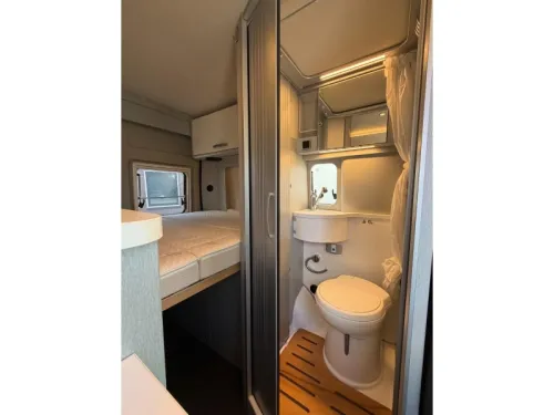 Hymer Free 540 Hubdach | AUT | NL+NAP Foto: 11