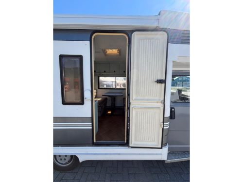 Hobby AK 550 Overcab/1989/TRADE-IN BARGAIN! photo: 6