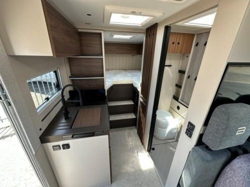 B&uuml;rstner Signature SFT 7.0 - MOTORHOME OF THE YEAR! photo: 11