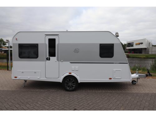 Knaus Sport Platinum 450 FU AKTIE - 200 Foto: 1