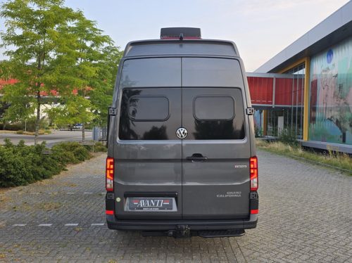 Volkswagen GRAND CALIFORNIA 680 4x4 ONLY 31,353 KM AUTOMATIC 177 HP BEARLOCK ACC SINGLE BEDS ROOF AIRCO SOLAR TOW BAR STEERING WHEEL SEAT HEATING SWIVEL SEATS photo: 3