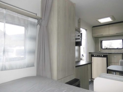 Caravelair Antares 400 Kassettenmarkise. Foto: 7