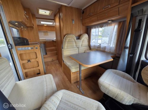 Adria Coral 660 enkele bedden 128pk ☆Trekhaak, 2004, Solar☆ foto: 10