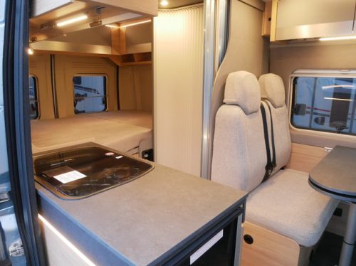 P&ouml;ssl Trenta 540, 5.40 meter camper van, Transverse bed!! photo: 14