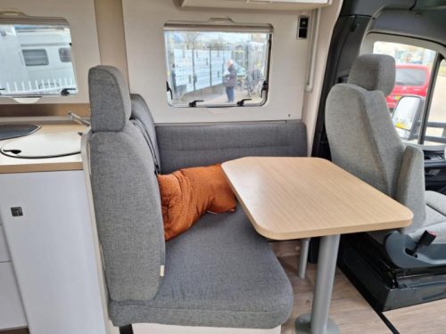 Hymer Tramp S 585 HEFBED + LENGTE BEDDEN photo: 5