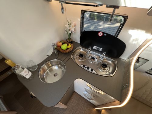 B&uuml;rstner Ixeo 736 T AUTOMATIQUE LIT CENTRAL+LIT ESCAMOTABLE FACE TO FACE photo : 6