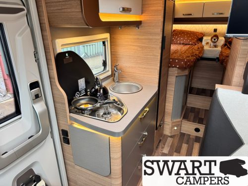 Weinsberg CaraCompact 600 MEG Edition [pepper] 160 hp 9-speed automatic photo: 12