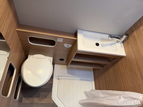Weinsberg CaraHome 650 DG / Kostenlose Lagerung Foto: 13