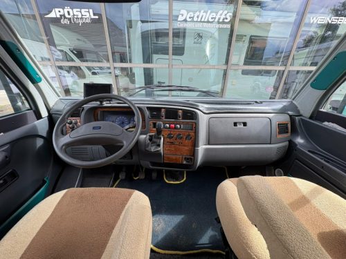 Weinsberg Komet 595 LS Airco, Pop-top roof, U-shaped dinette  photo: 18