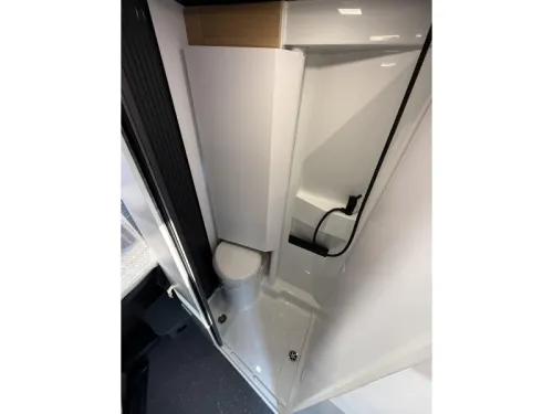 Adria Twin 600 SPB -AUTOMAAT-  Foto: 18