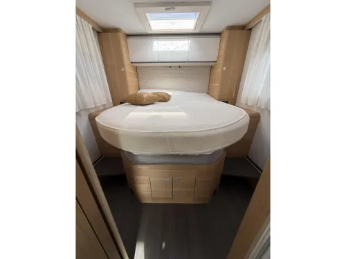 Adria Matrix Plus 670 SC Queensbed - AUTOMATIK Foto: 2