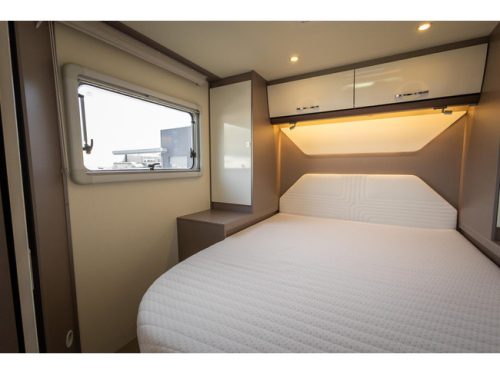 B&uuml;rstner Lyseo Privilege TD734 Queensbett + Hubbett Foto: 18