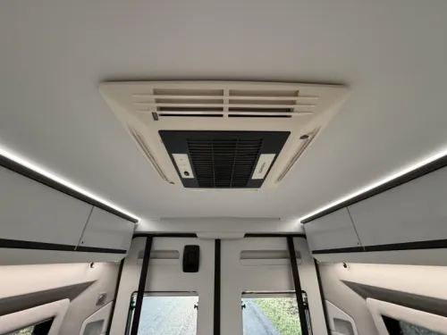 Adria Twin Supreme 640 SGX Lithium, inversor, Solar foto: 15