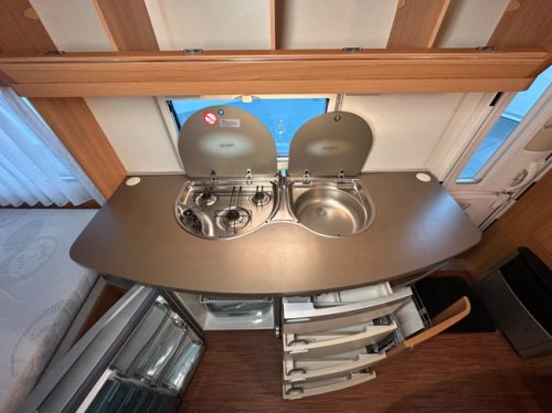 Hobby De Luxe 440 SF Foto: 7