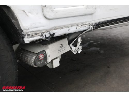 Knaus Sudwind 500 EU Mover Einzelbetten Rundsitzgruppe 60-Jahre Edition Foto: 9
