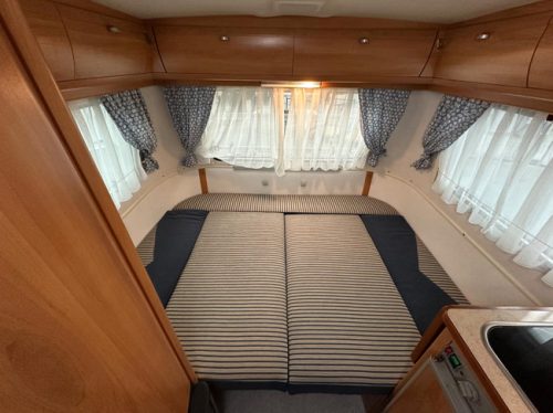 Eriba Touring Pan Familia 310 GT foto: 4