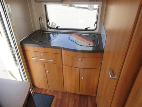 Eriba Nova GL 390 COMPACT WITH REAR KITCHEN photo: 7