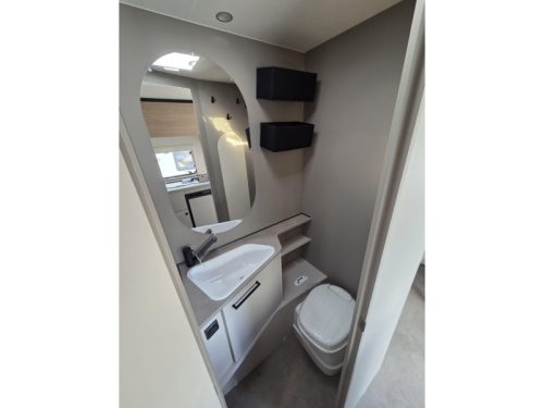 LMC Sassino 460 E Single beds photo: 10