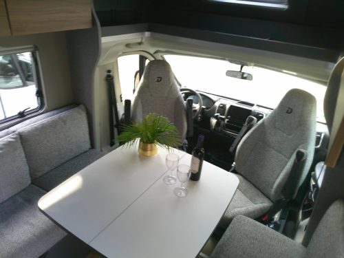 Dethleffs Trend 7057 EBL face to face lage bedden Foto: 6