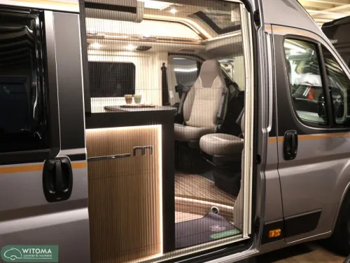 Malibu Van Charming 640 LE Comfort GT Skyview Aut.  Foto: 15