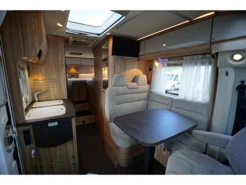 Hymer Exsis-T 588 Automaat | Dachklimaanlage | NAP Foto: 5