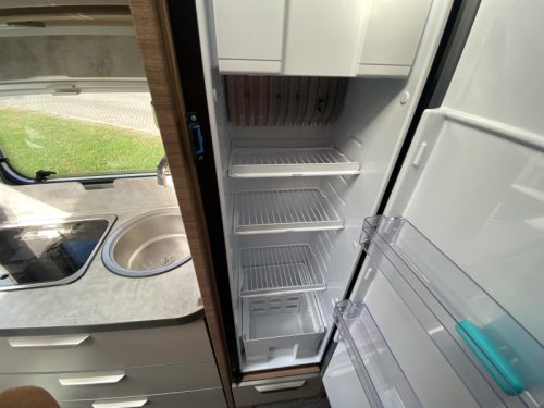 Knaus Vansation Van TI Single Beds photo: 6