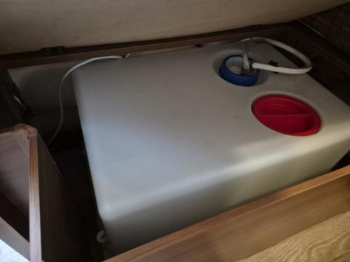 Hobby 540 UFF Nw condition. French bed, mover + Thule awning photo: 21