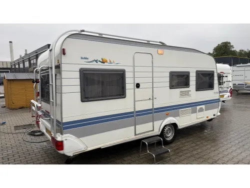 Hobby Excellent 470 UB dinette transverse bed toilet  photo: 11