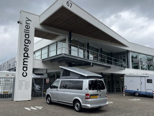 VOLKSWAGEN TRANSPORTER WESTFALIA BUILT-IN POP-TOP ROOF 1ST OWNER photo: 22