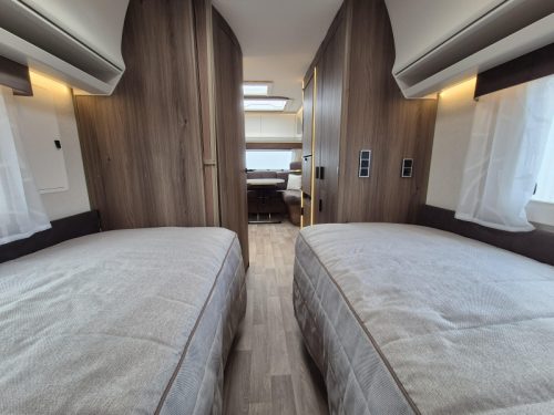 Kabe Ametist 560 GLE B2, Single beds  photo: 18
