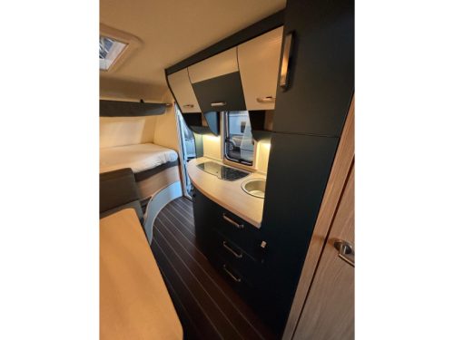 Knaus Sport en Fun 480 QL Mover Cassette awning photo: 7