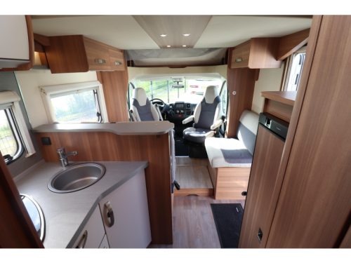 Weinsberg CaraLoft 700 MEH Camas individuales foto: 17