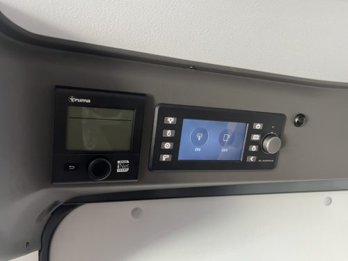 Adria Twin 640 SLB SPORTS ENKELE BEDDEN+HEFBED 9-T AUTOMAAT foto: 17