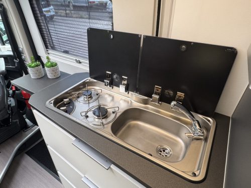 Adria Twin Supreme 640 SGX 140 hp AUTOMATIC 9-Speed Euro6 Fiat Ducato 8 Maxi **Single beds height adjustable/4 seats/Roof air conditioning photo: 13