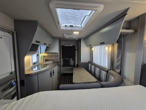 Knaus Sport en Fun 480 QL mover, air conditioning, air tent photo: 13