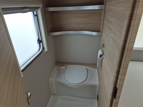 Knaus Sudwind 500 UF Foto: 12